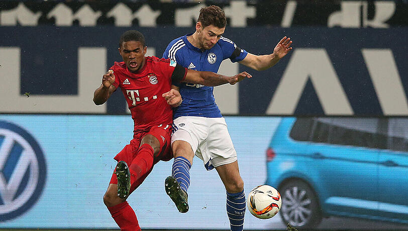 Bayern-Star Douglas Costa (links): Aufregung um seinen Dienstwagen. Bayern-Star Douglas Costa (links): Aufregung um seinen Dienstwagen.