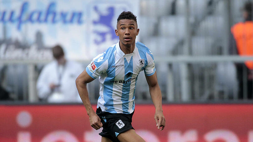 Felix Uduokhai spielte bis 2017 beim TSV 1860 - danach wechselte er zum VfL Wolfsburg.