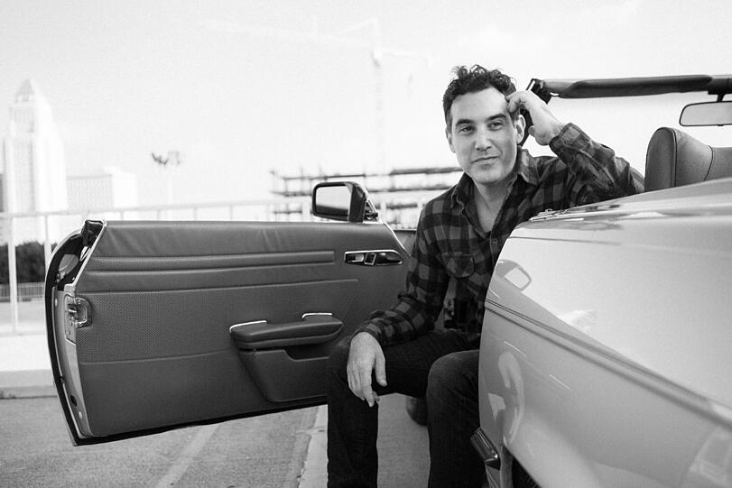 Lässig ist seine Musik, aber oft mit unerwarteten Wendungen: Die Stücke des Songwriters Joshua Radin laufen in vielen TV-Serien.
