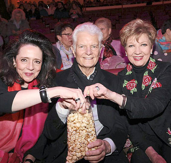Musiker Peter Horton mit Ex-Frau Slava Kantcheff (l.) und Carolin Reiber.