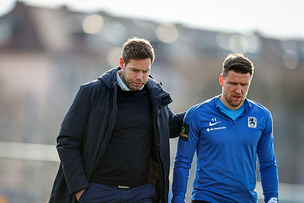 Ex-1860-Gesch&auml;ftsf&uuml;hrer Christian Werner (l.) mit Ren&eacute; Vollath, Torwarttrainer und Reservekeeper in Personalunion.