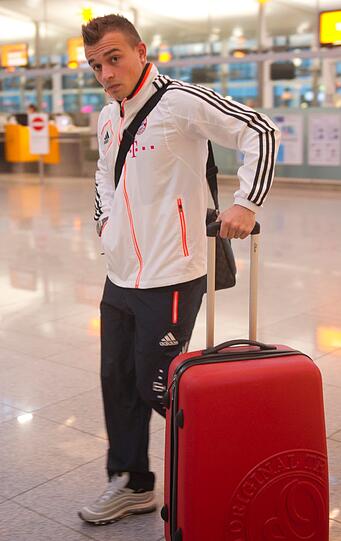 Der FC Bayern vor dem Abflug ins Trainingslager nach Doha.