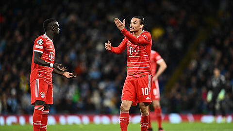 Sadio Mané (l.) und Leroy Sané sind nach dem Spiel bei Manchester City aneinandergeraten.