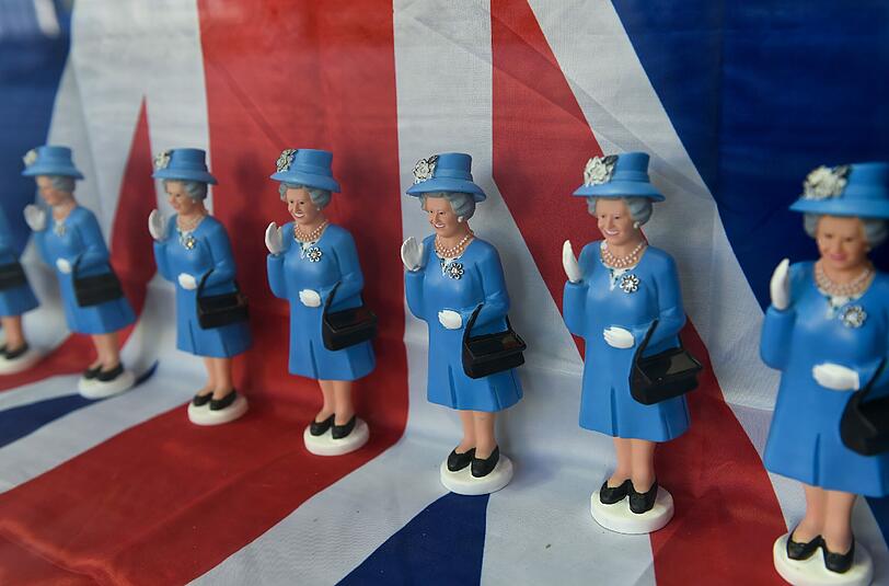 Miniaturmodelle von Queen Elizabeth II in Frankfurt.
