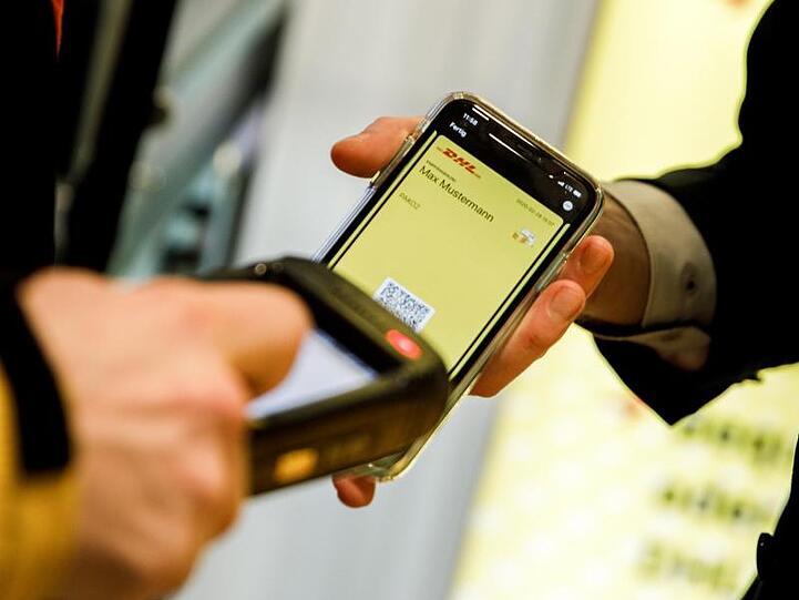Eine Digitalisierungsinitiative der Deutsche Post DHL Group soll den Versand und Empfang von Briefen und Paketen erleichtern.