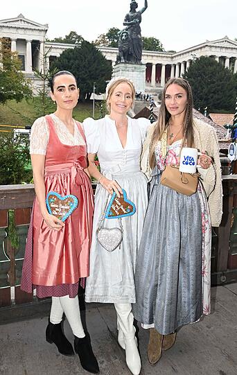 Veronika Haslinger, Anouk Delphine und Nina Suess