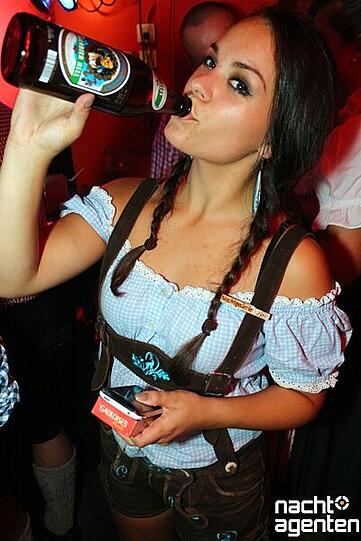 Wies'n Warmup in der Nachtgalerie am Samstag - mehr Bilder gibt's auf www.nachtagenten.de.