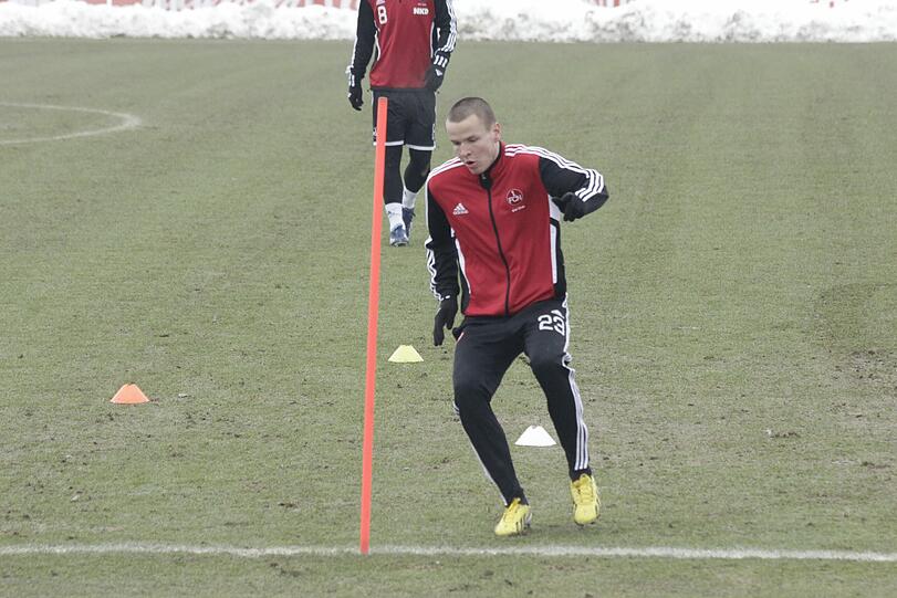 Adam Hlousek ist wieder im Training und hofft auf Spielpraxis bei den Amateuren.