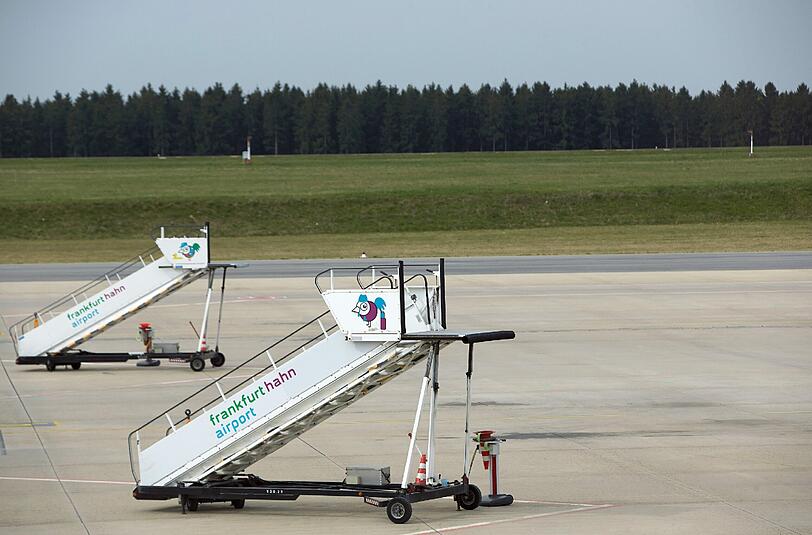 Flughafen Hahn-Aufsichtsratschef Salvatore Barbaro hat bisher geschätzt, dass die Liquidität des Flughafens nur noch bis Ende September reicht. Foto: Thomas Frey