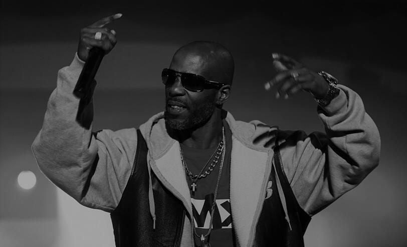 Der US-Rapper DMX ist am 9. April nach einem Herzanfall aufgrund einer Drogenüberdosis gestorben. Er wurde 50 Jahre alt.