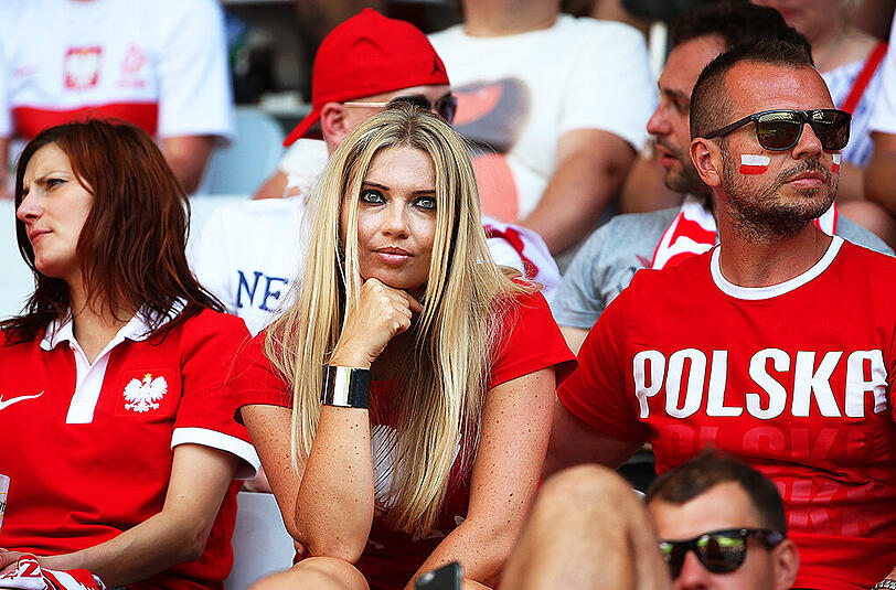 Es gibt nicht nur das hässliche Fan-Gesicht dieser Euro 2016. Sondern auch das schöne und kuriose. Sehen Sie hier die Bilder in unserer Galerie.