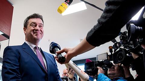 Fit fürs TV - aber würde sich Ministerpräsident Markus Söder auch dem Schlagabtausch im Netz stellen?