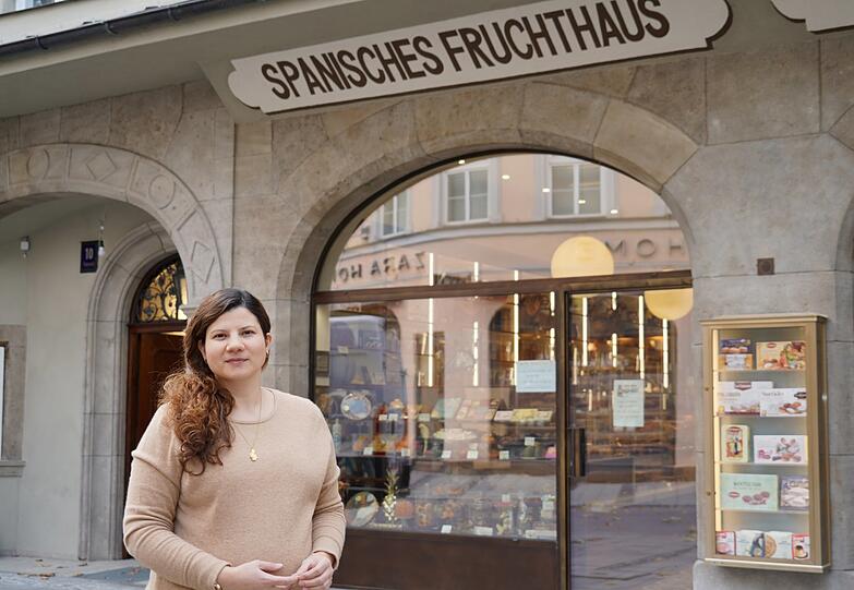 Die Geschäftsführerin Marina Schmöller sorgt sich um ihr Traditions-Geschäft.
