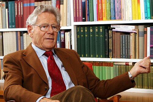 Hans Küng: Kein Frieden auf Erden ohne Frieden unter den Religionen