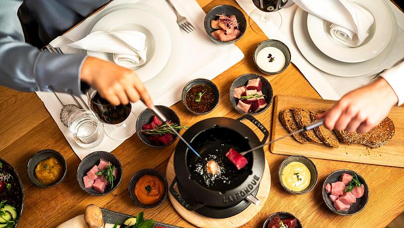 Die Fondues auf Gut Ising w&auml;rmen im Winter sehr angenehm.