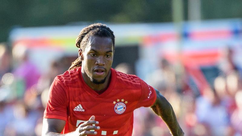 Renato Sanches spielt den Ball. Foto: Matthias Balk/Archiv Renato Sanches spielt den Ball. Foto: Matthias Balk/Archiv