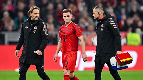 Verletzt raus: DFB-Kapitän Joshua Kimmich verletzt sich beim Bayern-Sieg.