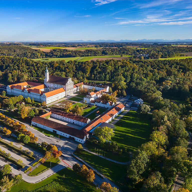 Im ehemaligen Zisterzienserkloster F&uuml;rstenfeld wird heute feine Bio-K&uuml;che serviert.