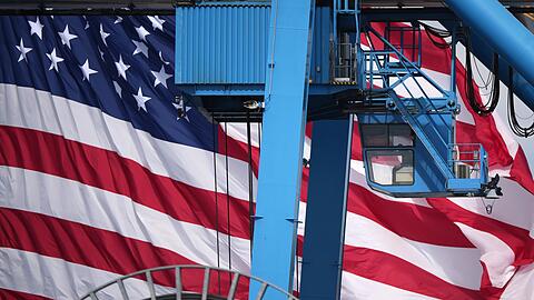 Trumps Zölle belastet das Geschäft der deutschen Exporteure (Archivbild)