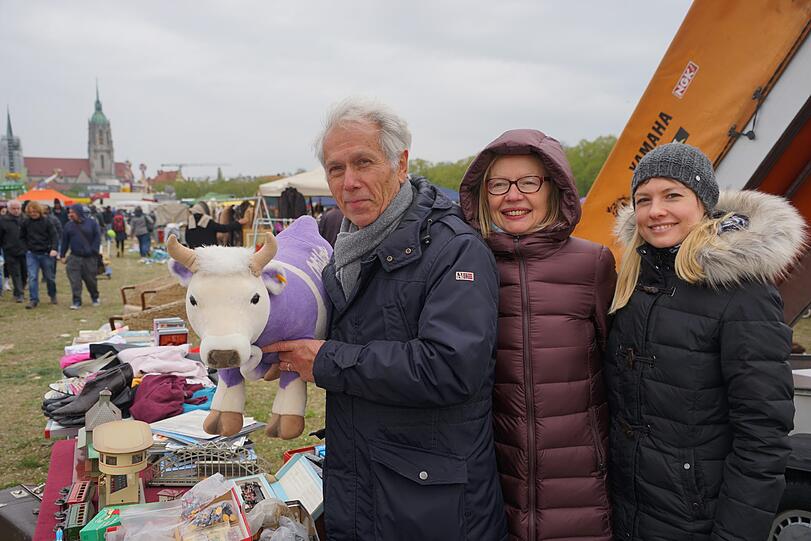 Die Bilder vom Riesenflohmarkt auf der Theresienwiese.