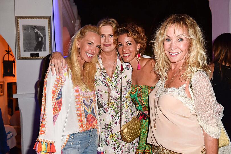 Diane Swarovski, Paula Tholstrup (Ex-Model aus Schweden), Bea von Auersperg, Arabella von Liechtenstein.