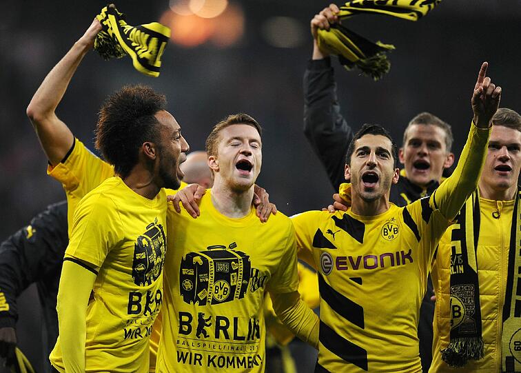 Bittere Niederlage nach Elfmeterschießen: der BVB bejubelt den Finaleinzug im DFB-Pokal im April 2015.
