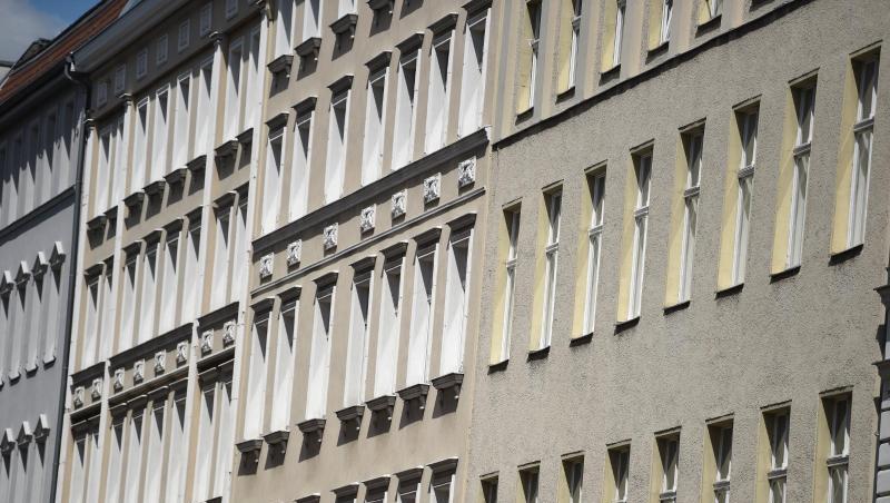 Die finanzielle Belastung durch Mieten steigt - vor allem in vielen Großstädten. Die finanzielle Belastung durch Mieten steigt - vor allem in vielen Großstädten.
