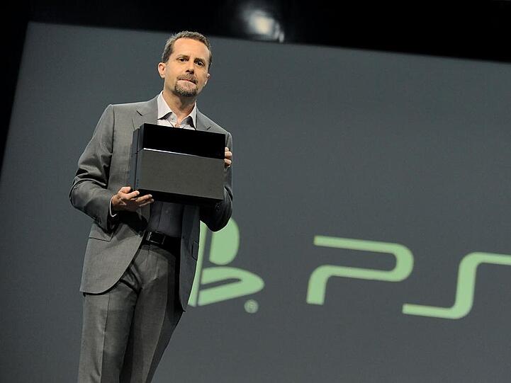 Sonys Andrew House dürfte angesichts der starken Nachfrage zufrieden sein