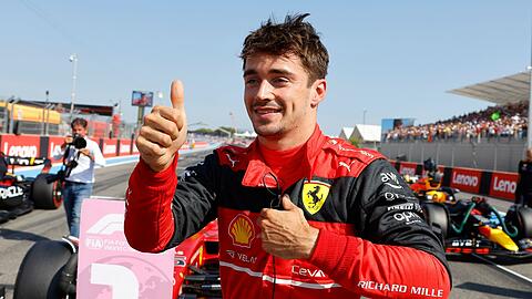 Gute Ausgangslage für das Rennen: Ferrari-Pilot Charles Leclerc hat sich für den Großen Preis von Frankreich die Pole Position gesichert.