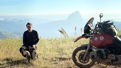 Florian Pollinger (34) aus dem Landkreis Kelheim ist im August 2025 von Bayern in Richtung Thailand aufgebrochen.