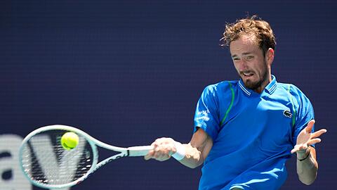 Daniil Medwedew gewann das Finale gegen Jannik Sinner glatt in zwei Sätzen.
