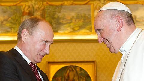 Papst Franziskus mit dem russischen Präsidenten.