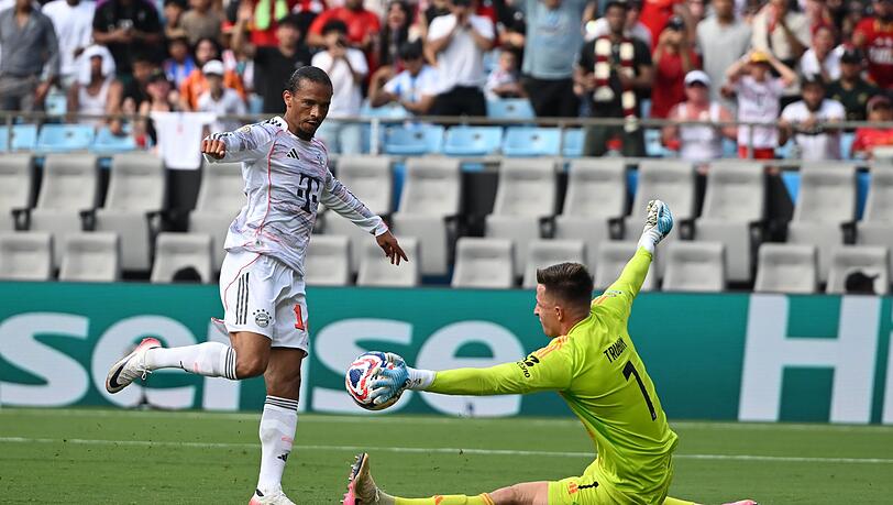 Mehrere Chancen, aber kein Tor: Leroy Sané im Einsatz gegen Benfica Lissabon.