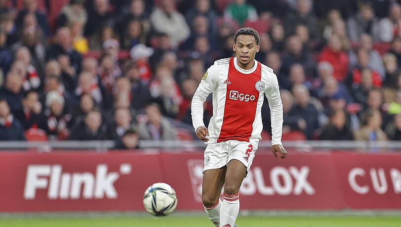 Transfer-News zum FC Bayern: Gerücht um Timber – Interesse an nächstem Ajax-Spieler?