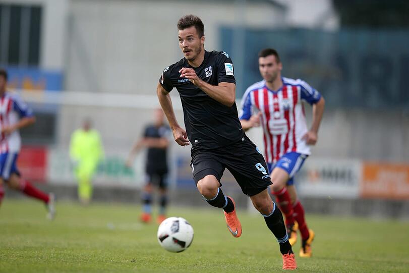 Die Bilder vom 9:0-Kantersieg der Löwen in Pöllau.