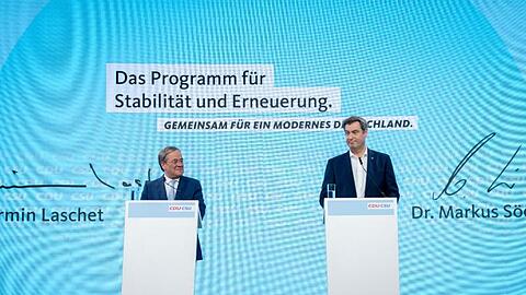 CDU-Chef Armin Laschet und CSU-Chef Markus Söder stellen das Programm für die Bundestagswahl vor.