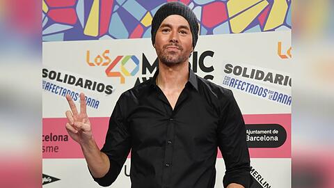 Enrique Iglesias bei den "Los 40 Music Awards" im November 2024 in Barcelona.