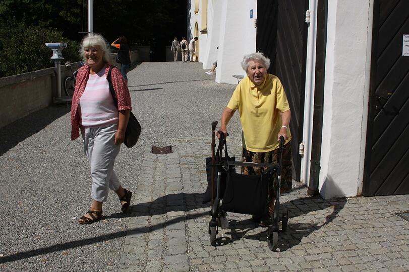 Die Senioren besuchten nicht nur die Klosterkirche von Rottenbuch, sondern kraxelten auch auf dem Hohenpeißenberg herum.