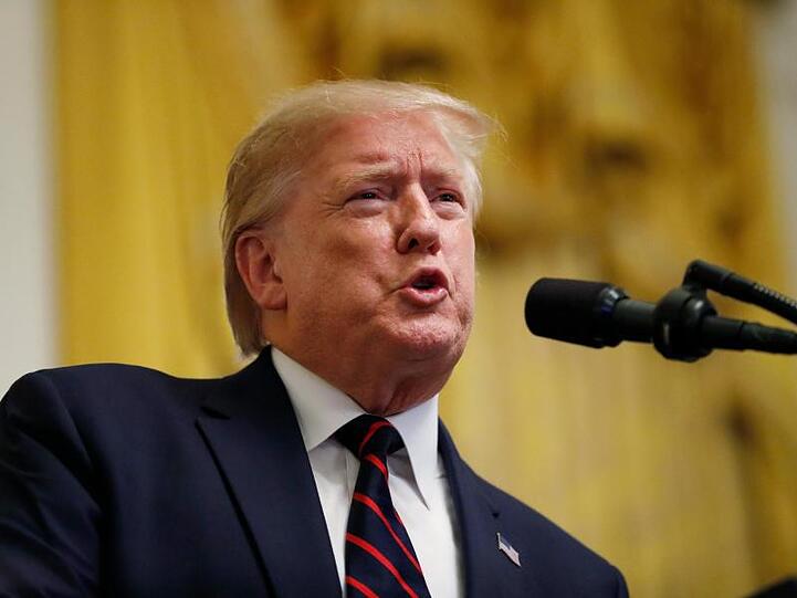 US-Präsident Donald Trump spricht im Weißen Haus.