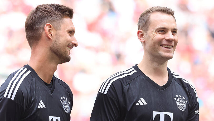 Bald wieder ein gewohnter Anblick: Manuel Neuer (re.) im Trikot des FC Bayern – mit Sven Ulreich als Stellvertreter.