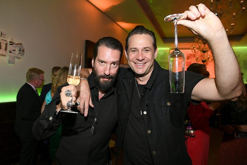 Alec Voelkel mit Sascha Vollmer (The Boss Hoss)