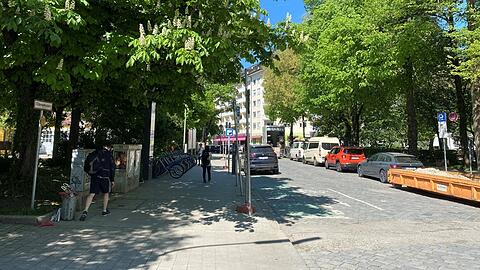 Hier am Dreieck "Am Glockenbach" sollen Parkplätze wegfallen.