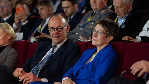Dass Annegret Kramp-Karrenbauer (CDU) zur Leiterin der Konrad-Adenauer-Stiftung gew&auml;hlt wurde, entsprach nicht dem Drehbuch von Bundeskanzler Friedrich Merz (CDU). (Archivbild)