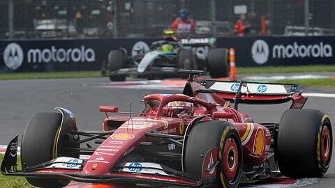 Er profitiert vom Duell zwischen Verstappen und Norris.