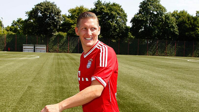 Triple-Sieger, Deutschlands Fußballer des Jahres: Bastian Schweinsteiger hat 2013 das erfolgreichste seiner bisher mehr als zehn Profi-Jahre beim FC Bayern erlebt.