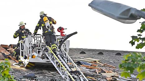 Am Samstag geriet ein Dachbereich der Kirche St. Helena in Untergiesing-Harlaching in Brand.