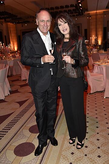 Monika Burda und Prof Dr. Karl-Theo M. Schneider