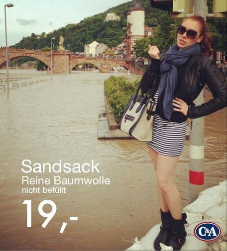 "Sandsack, unbefüllt": Die ersten Satire-Posts bei Facebook folgen.