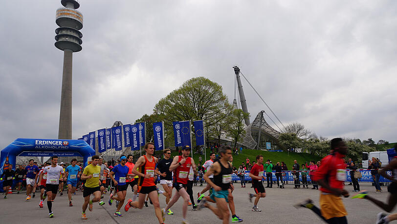 Der Sommernachtslauf startet heute um 19.30 Uhr. Der Sommernachtslauf startet heute um 19.30 Uhr.