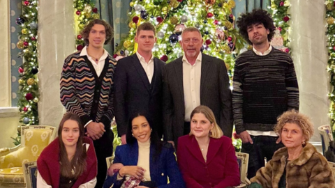 Der fr&uuml;here Tennisprofi hat eine gro&szlig;e Patchworkfamilie. Wer war beim Weihnachtsfest von Boris Becker in Italien dabei?